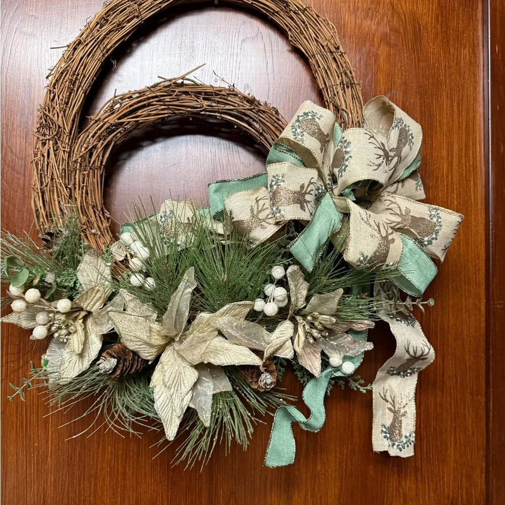 Signature Rustic Holiday Wreath with Bow deer design